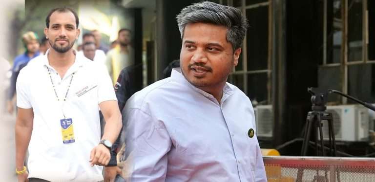 शरद पवार गटाचा सोशल मीडिया कार्यकर्ता योगेश सावंतला अटक-हो योगेश आमचा कार्यकर्ता -रोहित पवार