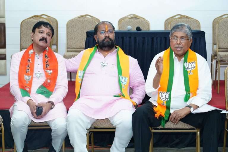 विरोधकांच्या राज्य घटना बदलाच्या अपप्रचाराला खोडून काढा-
