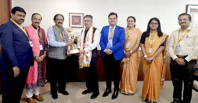 आर्थिक क्षेत्राच्या प्रगतीसाठी आशिषकुमार चौहान यांचे मोलाचे योगदान