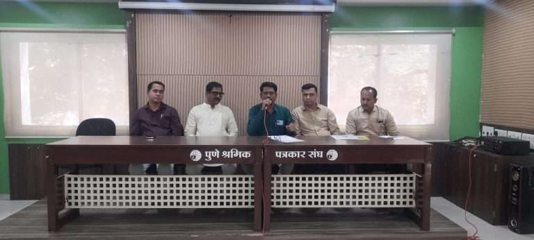 स्व. प्रकाश ढेरे चॅरिटेबल ट्रस्ट व गंगा लॉज मित्र मंडळ आयोजित कविसंमेलन व यशवंतराव चव्हाण साहित्य पुरस्कार प्रदान समारंभ