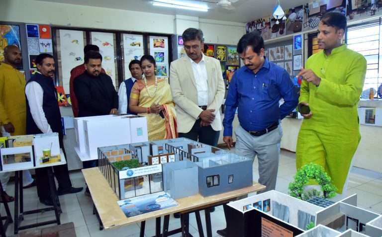 ‘ऑरा’मधून विद्यार्थ्यांमधील कल्पकता, चौकटीबाहेरचा विचारांना प्रोत्साहन-शिल्पकार अभिजित धोंडफळे