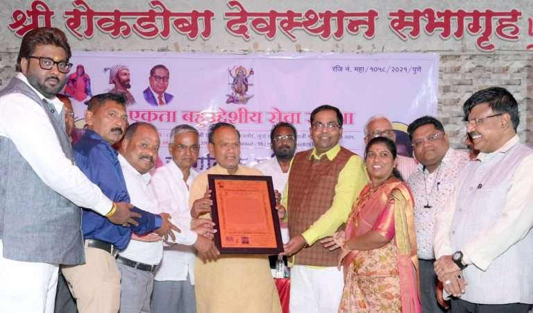 समाजाने घेतलेली दखल दहा हत्तीचे बळ देईल : विवेक ठाकरे