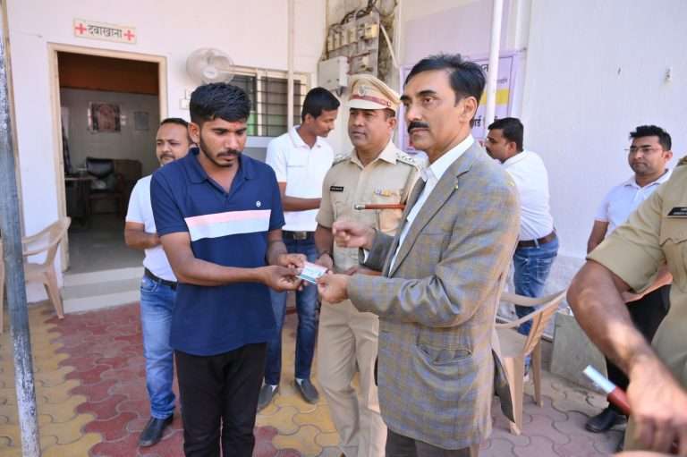 “केंद्राची आयुष्मान भारत कार्ड व ई-श्रम कार्ड योजनेचा कैद्यांना लाभ देण्यास प्रारंभ