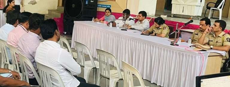 हडपसर येथे राजकीय पक्षांच्या प्रतिनिधींची बैठक संपन्न