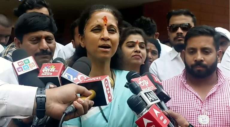 भाजपा छत्रपतींच्या गादीचा अपमान करत आहे,मराठी माणसावर सूड  उगवत आहे -सुप्रिया सुळे यांचा आरोप