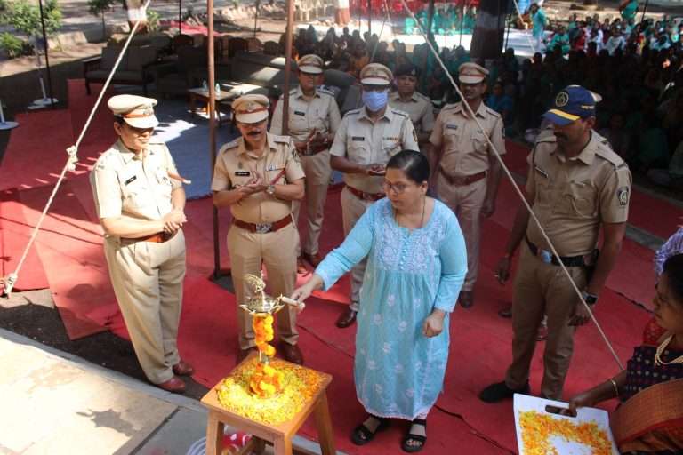 महिला दिन आणि शिवरात्रीच्या मुहूर्तावर महिला कारागृहात झाला एका बालकाचा नामकरण सोहळा आणि सांस्कृतिक कार्यक्रम