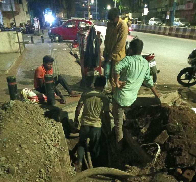 तुळशीबाग, शनिपार परिसरात वीज खंडित-खोदकामात भूमिगत वीजवाहिनी तोडली