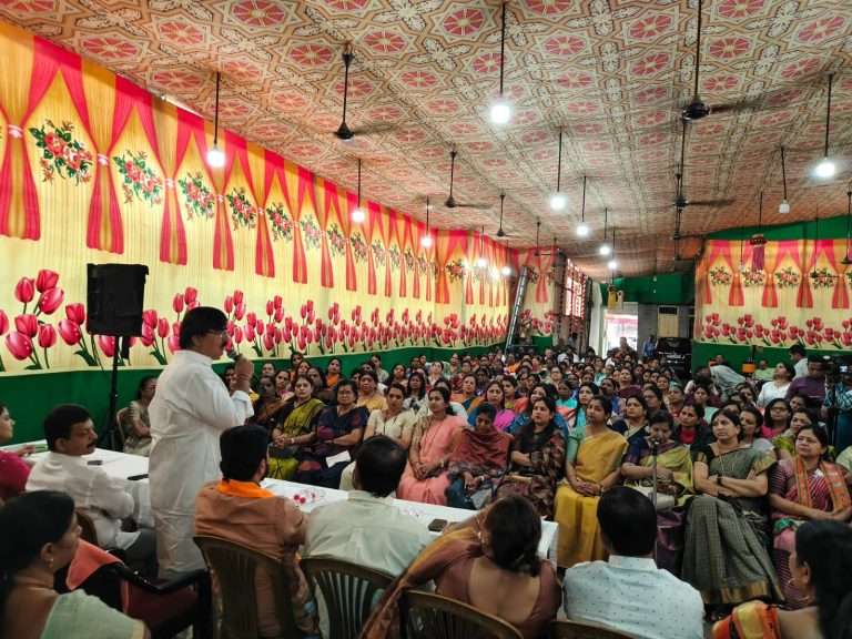 महायुतीच्या महिला करणार घरोघरी प्रचार – मतदारांपर्यंत केंद्र व राज्य सरकारच्या योजना पोहचविणार