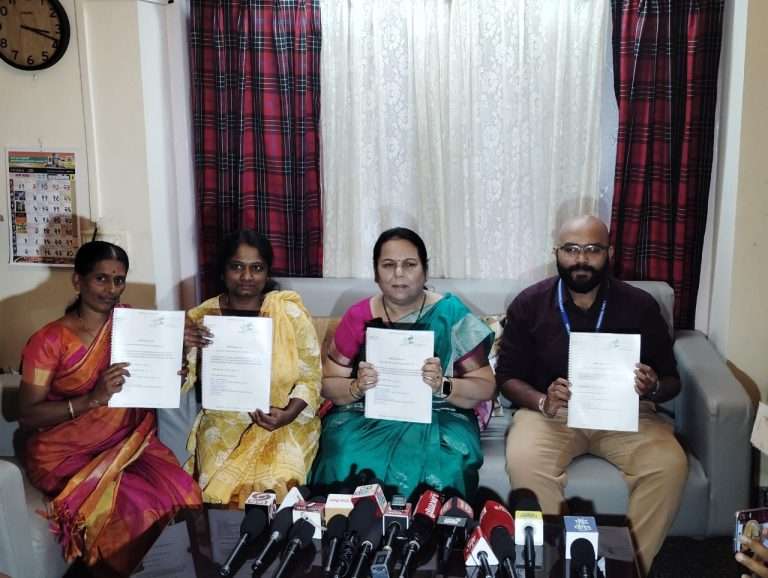 मोठे रस्ते बांधले जातात पण महिलांसाठी स्वच्छतागृह नाही:पेट्रोल पंपावर स्वच्छतागृह बंधनकारक करावी-डॉ. निलम गोऱ्हे