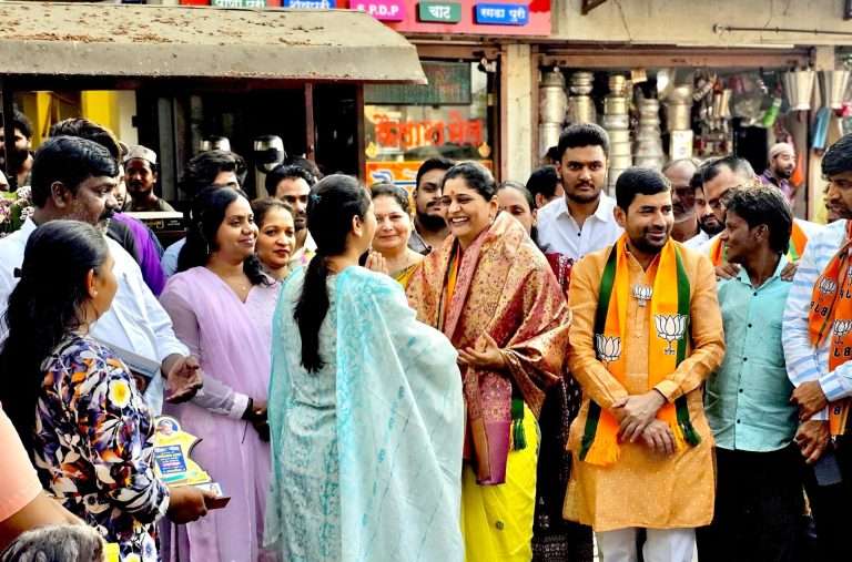 मुरलीधर मोहोळ यांच्या प्रचारात ‘होम मिनिस्टर’ही सक्रिय !