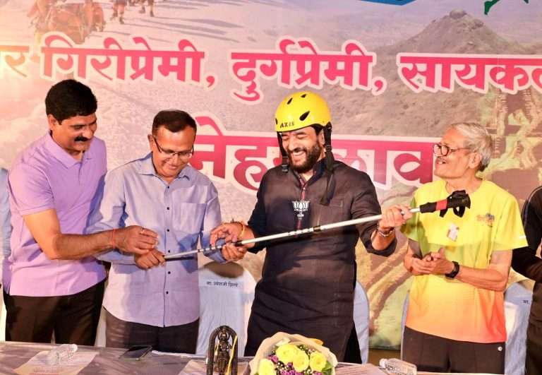 यशाचे ‘शिखर’ गाठण्यासाठी निसर्गप्रेमींची साथ उर्जा देणारी : मुरलीधर मोहोळ
