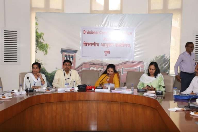 बारामती लोकसभा मतदार संघातील मतदान यंत्रांची द्वितीय सरमिसळ प्रक्रिया संपन्न