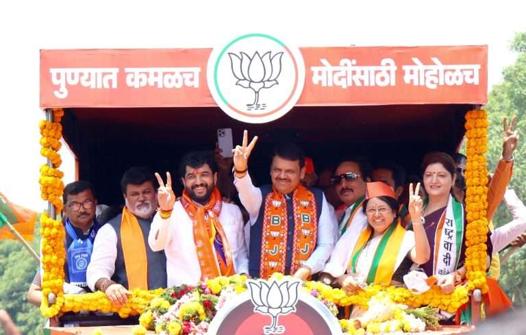 महाआघाडीकडे नेता नाही, नीती नाही, नियत नाही  विकासाची दृष्टी नाही,अवस्था दिशाहिन-देवेंद्र फडणवीस यांची टीका