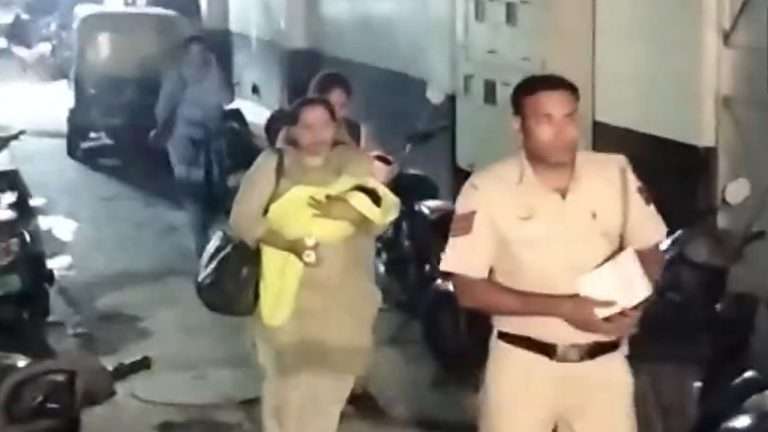 हॉस्पिटलमधून मूल चोरून 4-5 लाखांना विकायचे:वॉर्ड बॉयसह तस्कर टोळीच्या 7 जणांना सीबीआयची दिल्लीतून अटक
