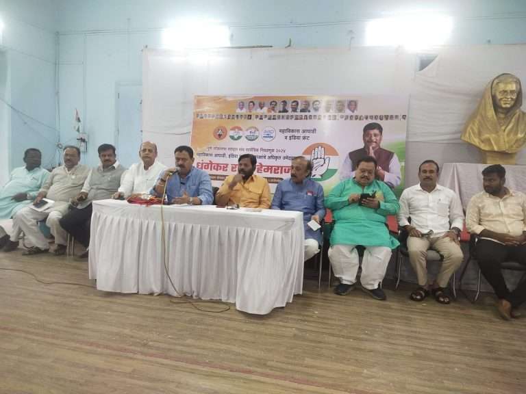 आंबेडकरी जनता आघाडीच्या पाठीमागे उभी राहिल