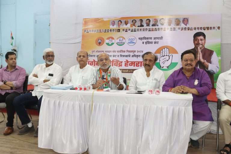 भारतामध्ये‌ माध्यम स्वातंत्र्याची अवस्था बिकट : निरंजन टकले