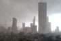 मुंबईत पाऊस, ताशी 60 KM वेगाने वादळी वारे:दुपारी 3 वाजताच शहरात सर्वत्र अंधार; विमान, रेल्वे सेवा विस्कळीत, घाटकोपरमध्ये होर्डिंग कोसळले, 35 लोक जखमी