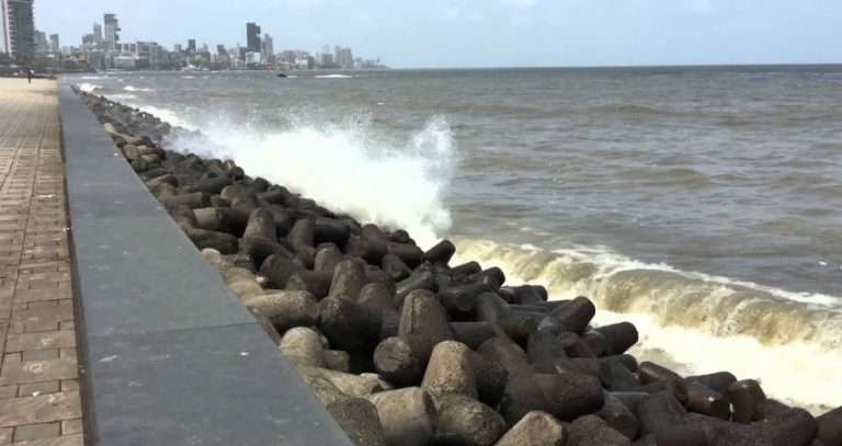 समुद्र खवळणार, मोठ्ठ्या लाटा उसळणार