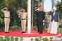 महाराष्ट्र दिनानिमित्त उपमुख्यमंत्री अजित पवार यांच्याकडून राष्ट्रध्वजास मानवंदना