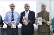 पत्रकारांनी बातमीमागील कथा पुस्तकरूपात उतरवावी;डॉ. रघुनाथ माशेलकर