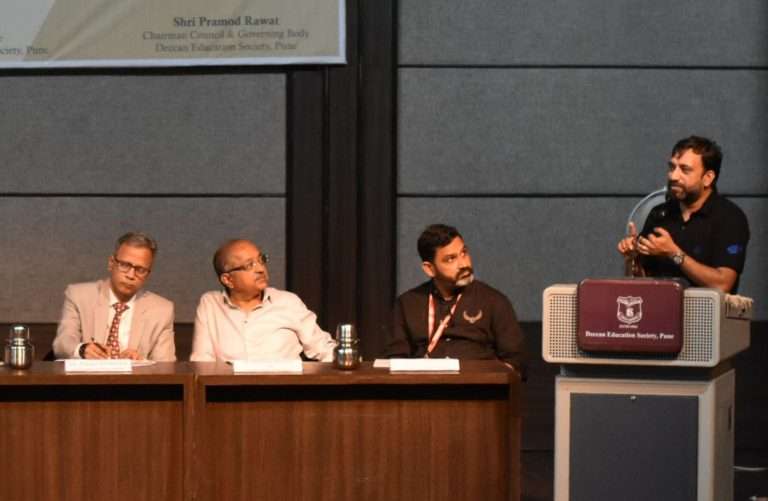 विद्यार्थ्यांनी मार्केटबाबत अद्ययावत रहावे-सुधाकर गुडीपती