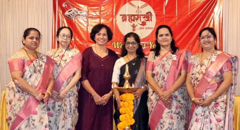 नात्यांमधील विश्वास, एकत्र कुटुंबपद्धती आनंदी वैवाहिक जीवनासाठी पूरक