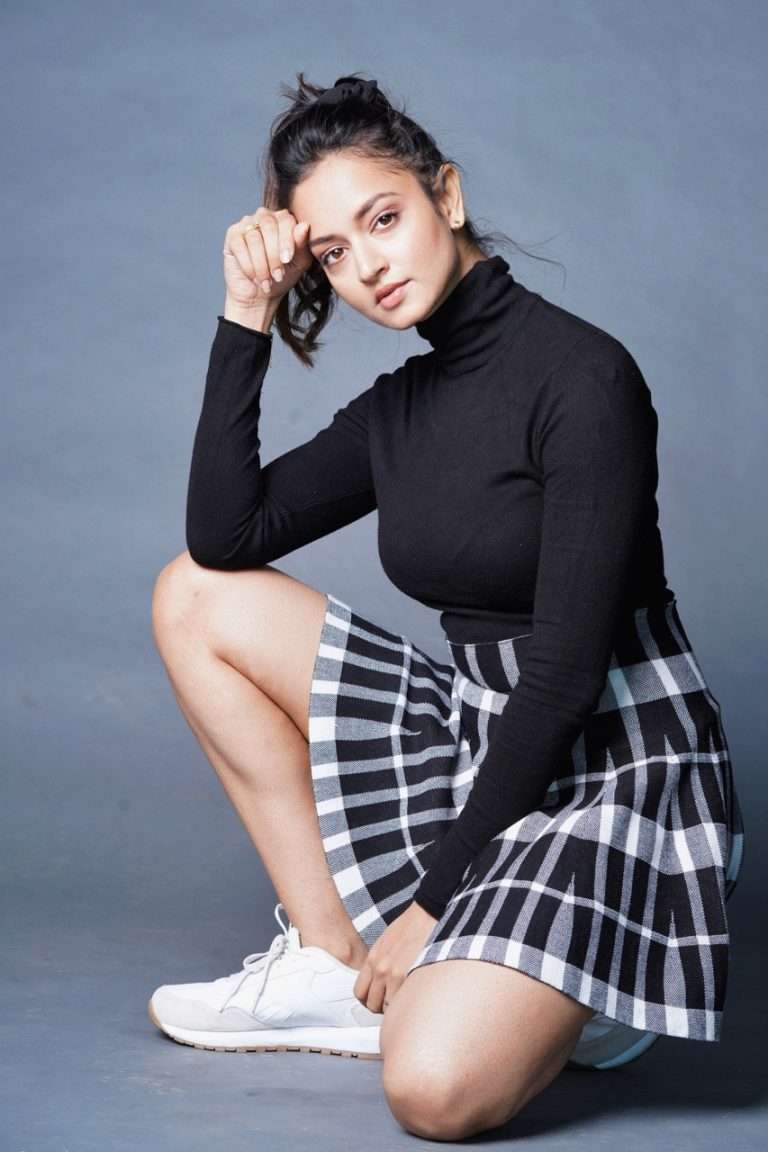 दाक्षिणात्य अभिनेत्री शान्वी श्रीवास्तव मराठीत