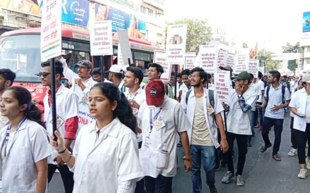 'जिंकायचे असेल तर प्रेमाने जिंका'-दंगलमुक्त देशासाठी काढलेल्या 'शांती मार्च'ला तरुणाईचा  प्रतिसाद