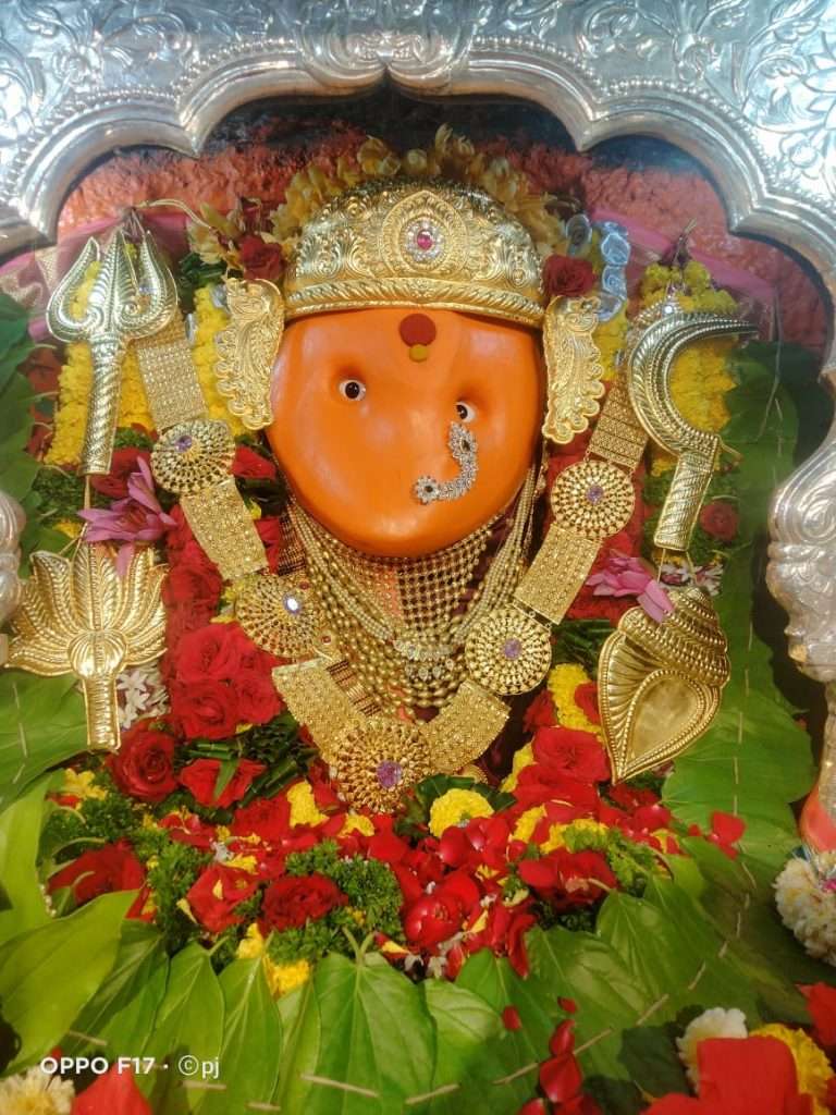 श्री देवी चतुःशृंगी मंदिरात घटस्थापना