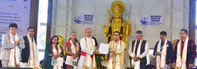 उद्योगपती आणि राजकारण्यांची प्रसारमाध्यमे खरेच लोकशाहीचा चौथा स्तंभ आहेत काय ? -डॉ. सुब्रतो रॉय