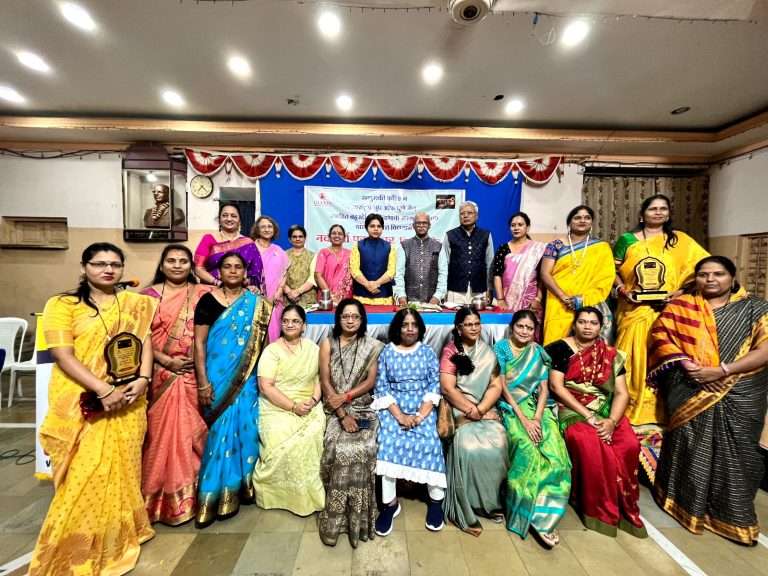 “नवदुर्गांनी आता चंडिका बनायला हवे” – डॉ.राजेंद्र भवाळकर.