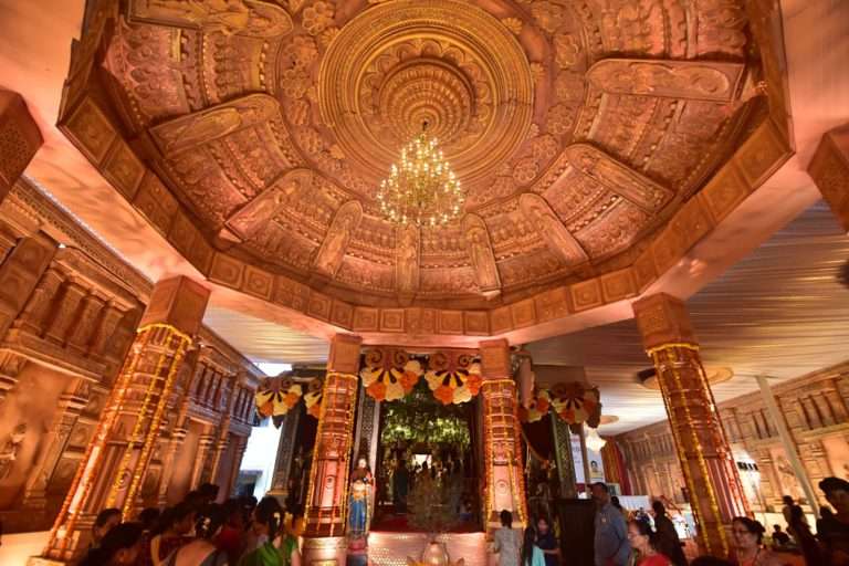 शिवदर्शनचे श्री लक्ष्मीमाता मंदिर लक्षावधी दिव्यांचा ‘लक्ष्मीमहाल’ विशेष आकर्षण