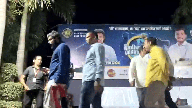 बजरंग दलाकडून बारामतीत दांडियाचा कार्यक्रम उधळण्याचा प्रयत्न:  मॉरल पोलिसिंग चालणार नाही, सुप्रिया सुळेंनी ठणकावले