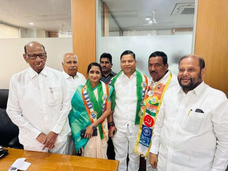 वडगाव शेरीत रेखा टिंगरे यांचा बापूसाहेब पठारे यांना पाठिंबा