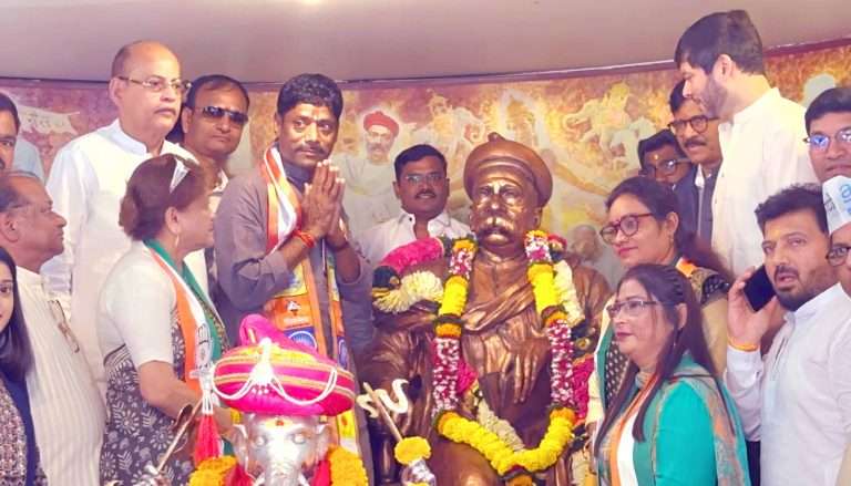 धंगेकर यांनी कसब्यातून क्रांतीची मशाल पेटवली – खासदार संजय राऊत