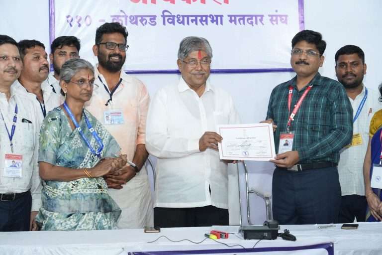 विजयाचे सर्व श्रेय महाराष्ट्र आणि कोथरुडच्या जनतेचे- चंद्रकांतदादा पाटील