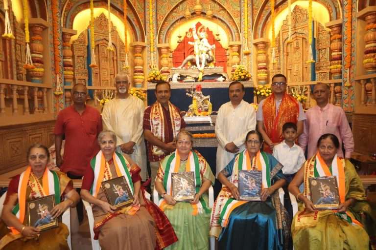 मुलांना देशासाठी अर्पण करणा-या वीरमातांचा सन्मान