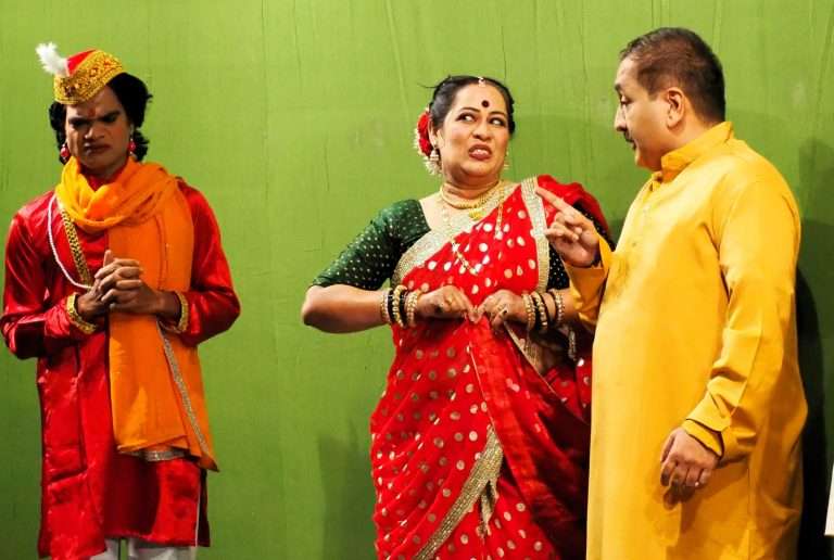 दिवाळीनिमित्त भरत नाट्य मंदिर आयोजित पहिल्या संगीत नाट्य महोत्सवाचे उद्घाटन