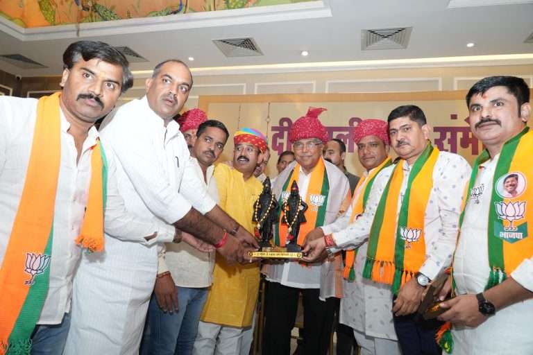 आम्ही व्यापारी ग्राहकांनाही मतदानासाठी आवाहन करणार- सुनील गहलोत