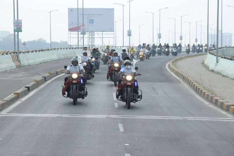 पिंपरी चिंचवड शहरात बाईक रॅलीद्वारे मतदान जनजागृती