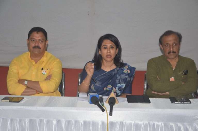 राज्यातील महायुती सरकार गुन्हेगारांना पाठीशी घालणारे – कॉँग्रेसच्या राष्ट्रीय प्रवक्त्या डॉ. शमा मोहंमद यांची घाणाघाती टीका