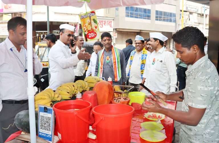 कसब्यातील फेरीवाले, पथारीवाले धंगेकर यांच्या पाठीशी