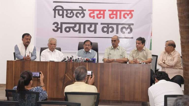 काँग्रेसने कर्नाटकात दिलेल्या ५ गॅरंटी यशस्वीपणे सुरु, अंमलबजावणीसाठी बजेटमध्येच ५६ हजार कोटींची तरतूद: जी. परमेश्वरा