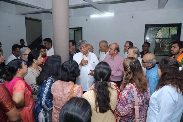 चंद्रकांत पाटलांच्या सोसायटी संपर्क अभियानाला उत्स्फूर्त प्रतिसाद