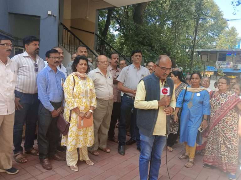 निवडणूकीत दुर्भागी DSK ठेवीदार राजकारण्यांना दाखविणार ठेंगा-वापरणार NOTA चा पर्याय !!!