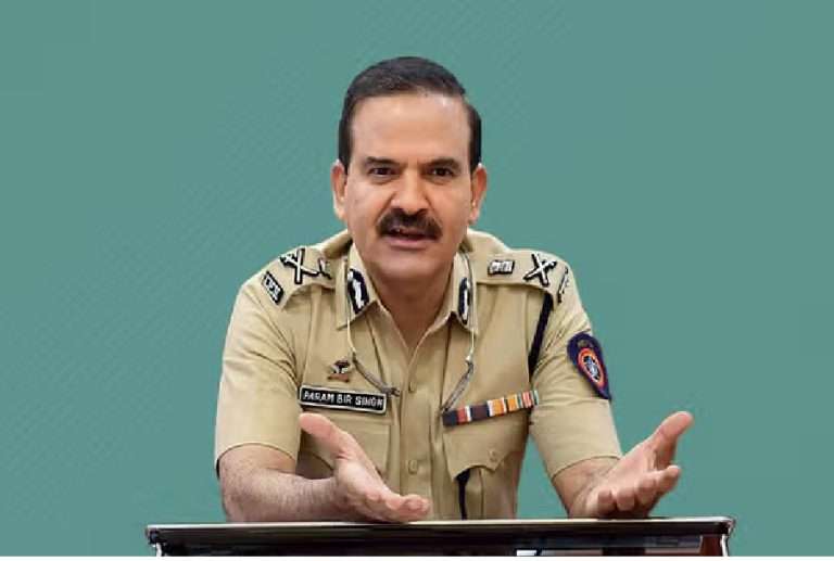 100 कोटींच्या वसुली प्रकरणात पवार, ठाकरेंचा हस्तक्षेप:सर्वकाही त्यांच्या सूचनेनुसार होत होते, परमबीर सिंहांकडून चांदिवाल यांच्या दाव्याचे समर्थन