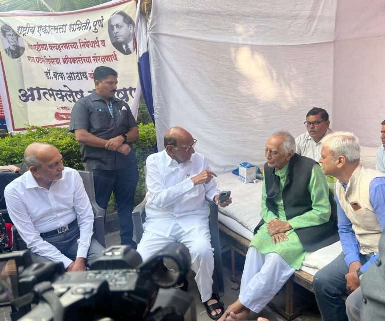 शरद पवार म्हणाले,’अखेरच्या 2 तासांतील टक्केवारी अत्यंत धक्कादायक, जनतेने उठाव करणे आवश्यक