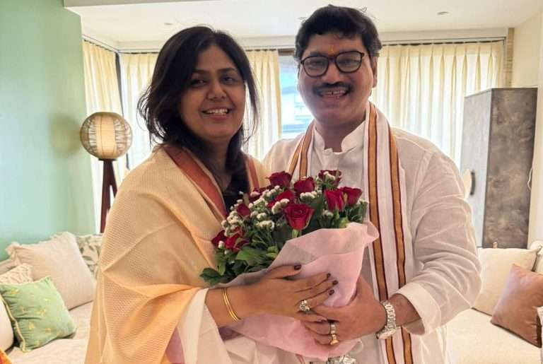 धनंजय मुंडेंना सातपुडा,पंकजा मुंडेंना पर्णकुटी बंगला .. मुंबईतील बंगल्यांच्या चाव्या..कोणत्या मंत्र्याला कोणता बंगला ..पहा