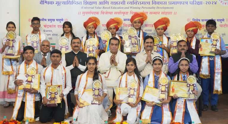 संस्कारानेच व्यक्तिमत्व विकास होतो- डॉ. चंद्रकात दळवी