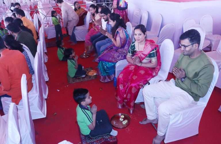‘मातृ पितृ वंदना’ तून अनुभवला कृतज्ञतेने भारलेला सोहळा